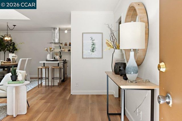 2209 Ptarmigan Dr. 2, Walnut Creek, CA 94595