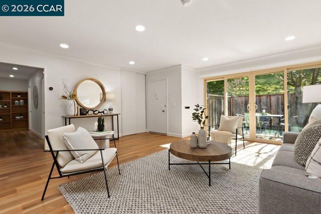 2209 Ptarmigan Dr. 2, Walnut Creek, CA 94595