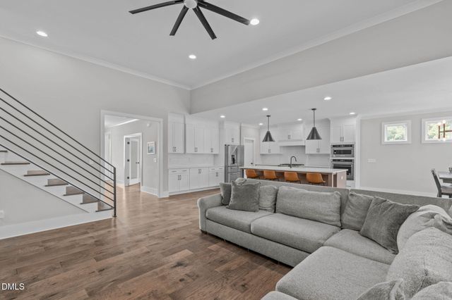 901 Shiloh Hills Drive, Fuquay Varina, NC 27526