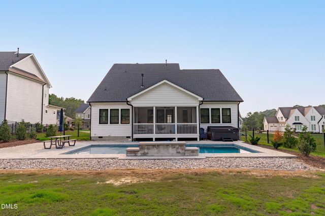 901 Shiloh Hills Drive, Fuquay Varina, NC 27526