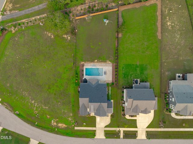 901 Shiloh Hills Drive, Fuquay Varina, NC 27526