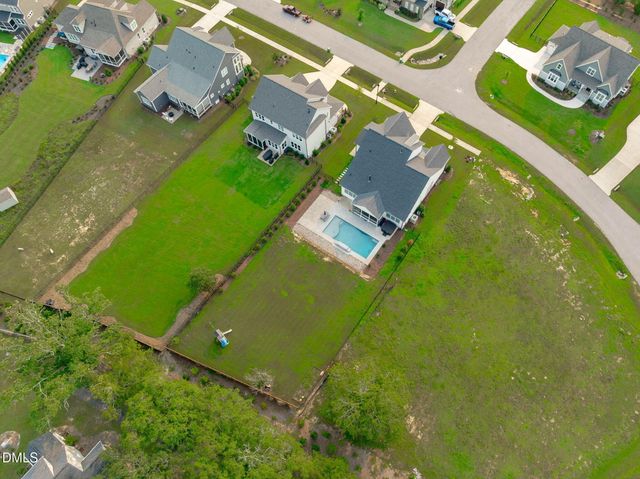 901 Shiloh Hills Drive, Fuquay Varina, NC 27526