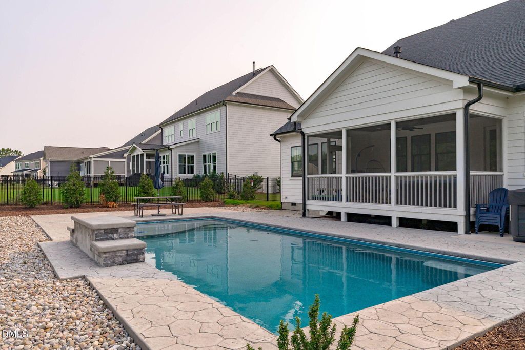 901 Shiloh Hills Drive, Fuquay Varina, NC 27526