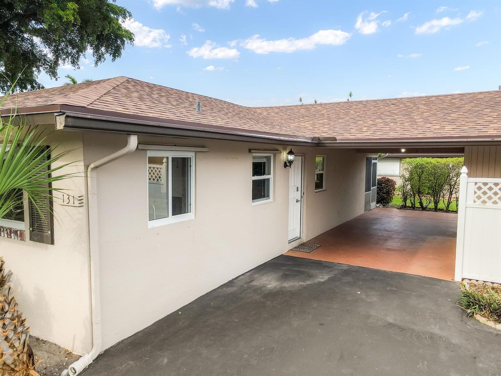 131 Mockingbird Lane, Delray Beach, FL 33445