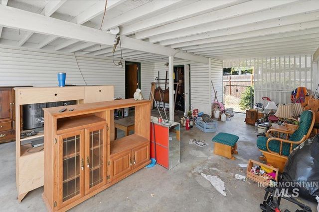 2809 S Montevista Dr, Boise, ID 83706