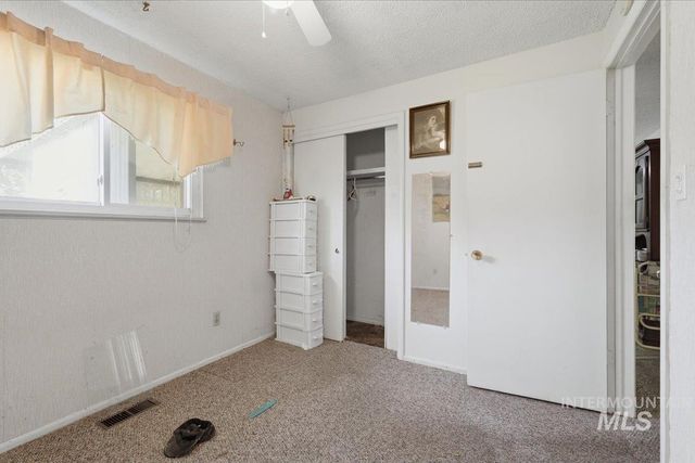 2809 S Montevista Dr, Boise, ID 83706