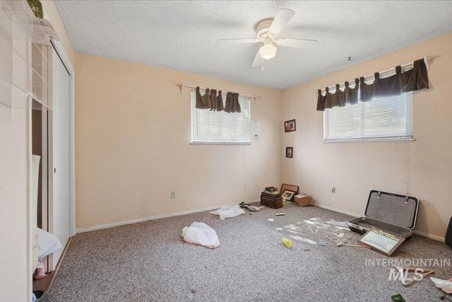 2809 S Montevista Dr, Boise, ID 83706