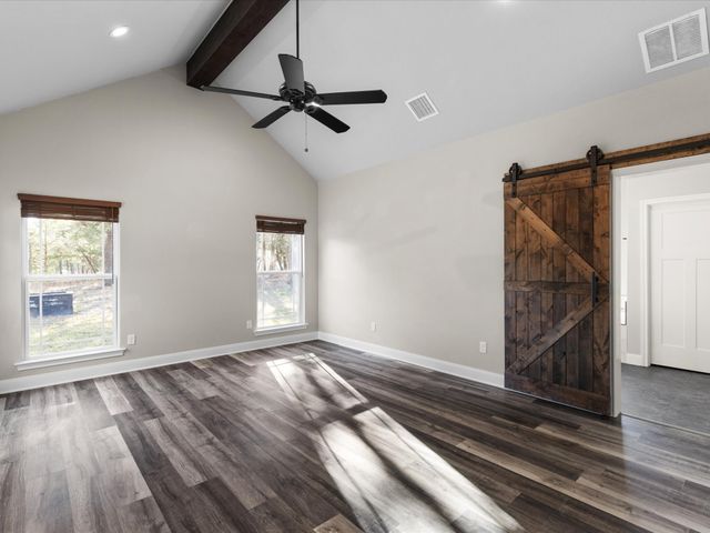 1725 S Hubbard Street, Alvord, TX 76225