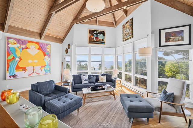 344 King Phillip Road, Wellfleet, MA 02667