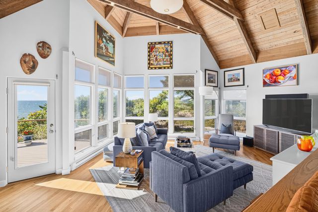 344 King Phillip Road, Wellfleet, MA 02667