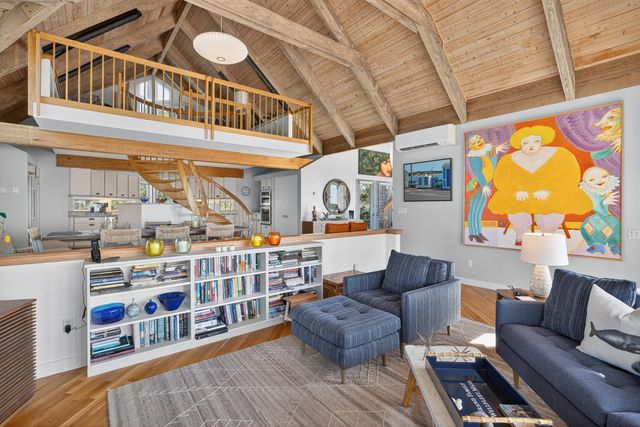 344 King Phillip Road, Wellfleet, MA 02667