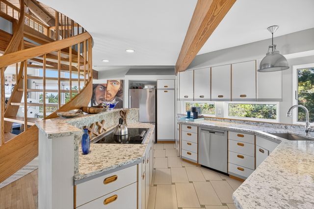 344 King Phillip Road, Wellfleet, MA 02667