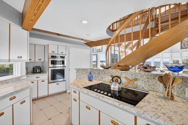 344 King Phillip Road, Wellfleet, MA 02667