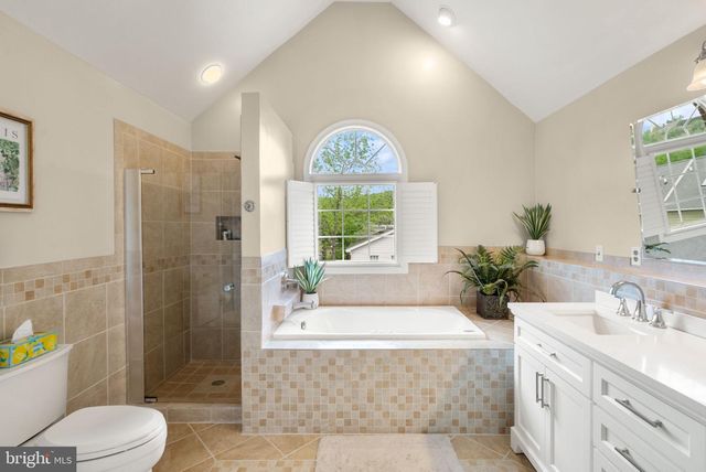 202 CENTER LN, Occoquan, VA 22125