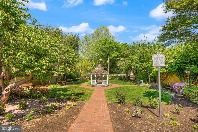 202 CENTER LN, Occoquan, VA 22125