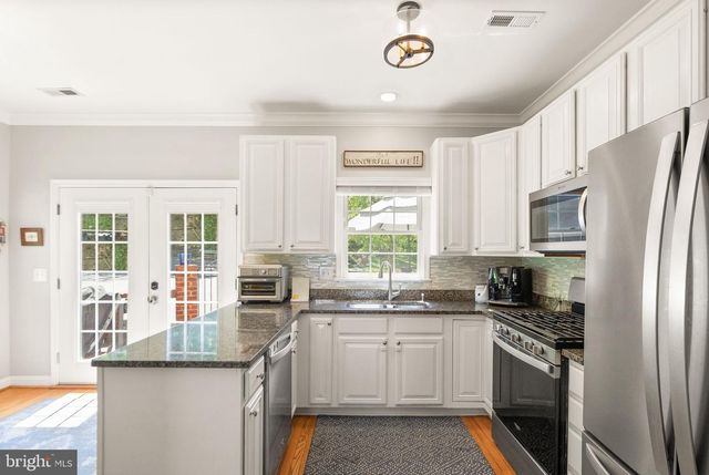 202 CENTER LN, Occoquan, VA 22125