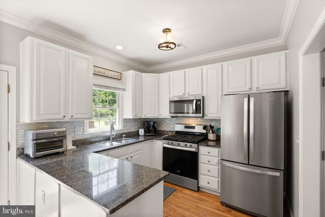 202 CENTER LN, Occoquan, VA 22125