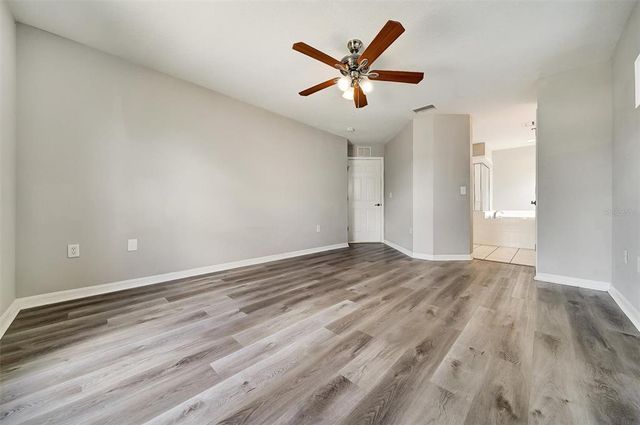 37437 LAUREL HAMMOCK DRIVE, Zephyrhills, FL 33541