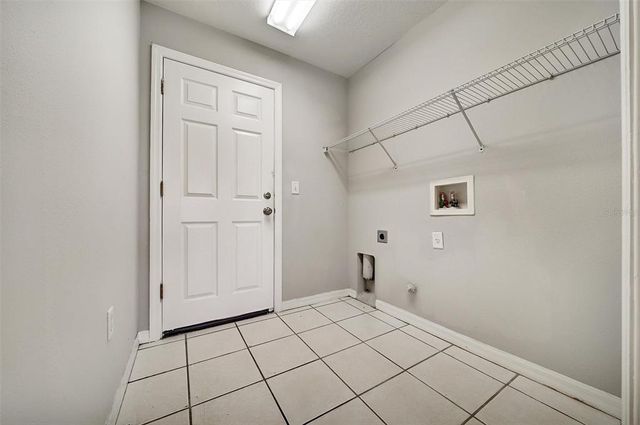 37437 LAUREL HAMMOCK DRIVE, Zephyrhills, FL 33541