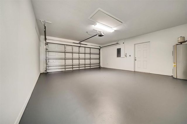37437 LAUREL HAMMOCK DRIVE, Zephyrhills, FL 33541