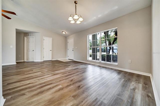 37437 LAUREL HAMMOCK DRIVE, Zephyrhills, FL 33541