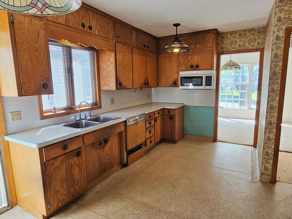 1361 Scheffer Avenue, Saint Paul, MN 55116 — photo 2