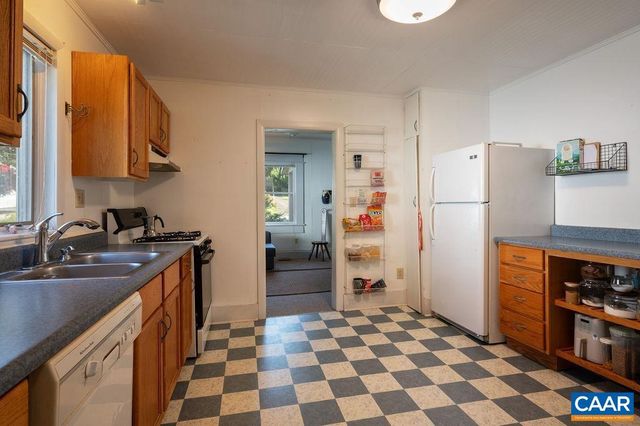 1308 POPLAR ST, Charlottesville, VA 22902