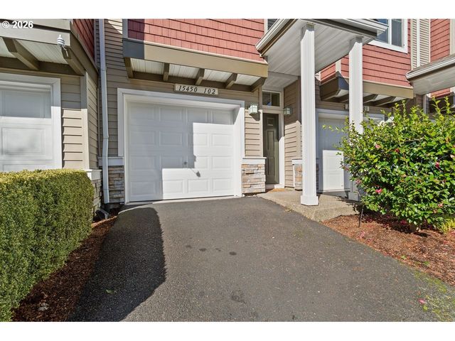 15450 Sw SPARROW Loop 102, Beaverton, OR 97007