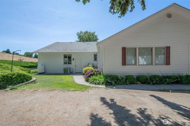 3716 Knowles Road, Wenatchee, WA 98801