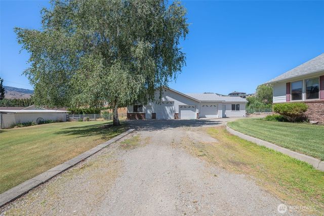 3716 Knowles Road, Wenatchee, WA 98801