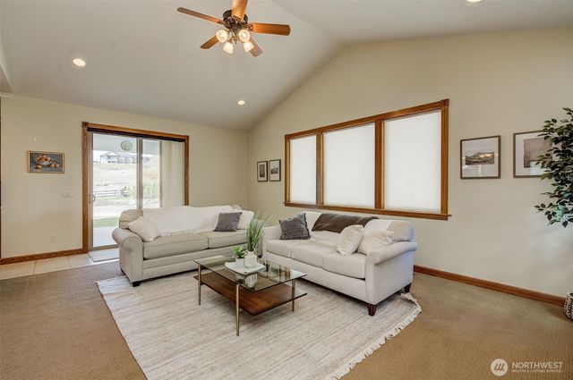 3716 Knowles Road, Wenatchee, WA 98801