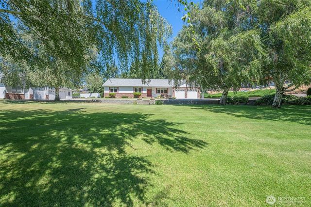 3716 Knowles Road, Wenatchee, WA 98801