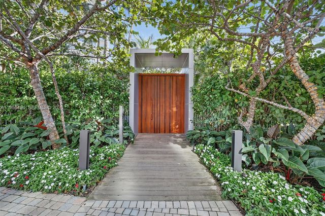 1000 S Pointe Dr 1501, Miami Beach, FL 33139