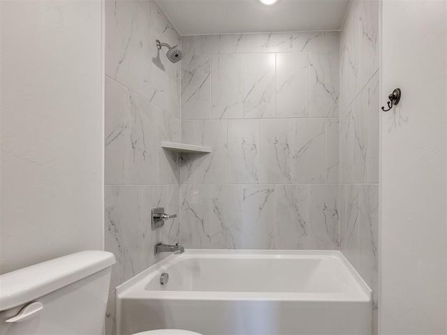 12100 Birch Street, Yukon, OK 73099