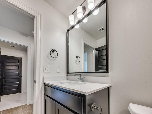 12100 Birch Street, Yukon, OK 73099