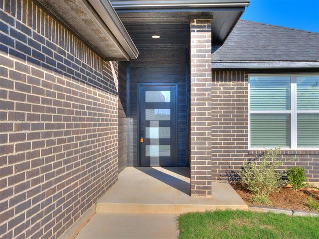 12100 Birch Street, Yukon, OK 73099