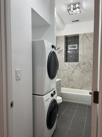 4813 S Prairie Avenue, Chicago, IL 60615