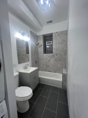 4813 S Prairie Avenue, Chicago, IL 60615