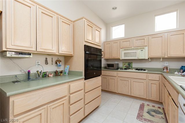 10716 Grand Cypress Avenue, Las Vegas, NV 89134