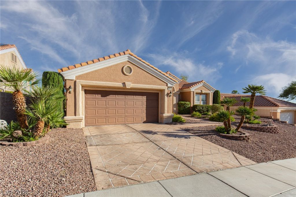 10716 Grand Cypress Avenue, Las Vegas, NV 89134 — photo 3