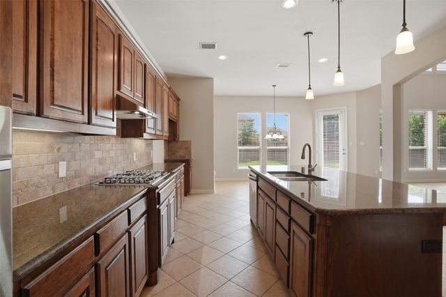 731 Nighthawk Drive, Murphy, TX 75094
