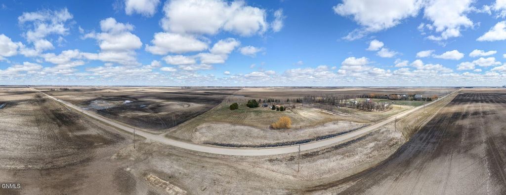 7755 34th Street SE, Jamestown, ND 58401 photo 6