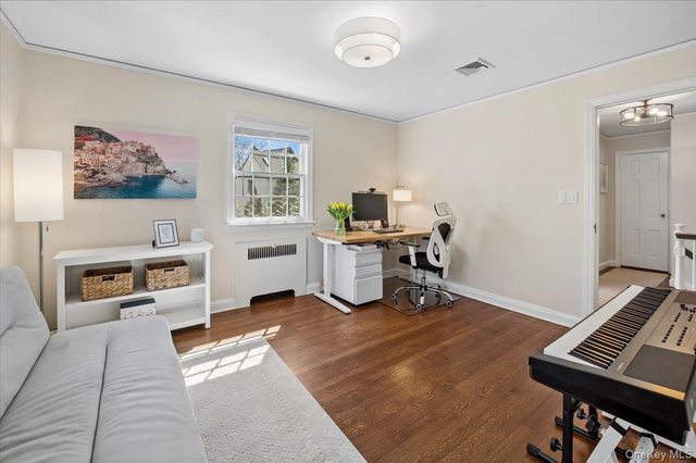 195 Central Parkway, Mount Vernon, NY 10552