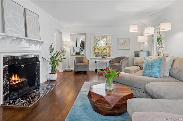 195 Central Parkway, Mount Vernon, NY 10552