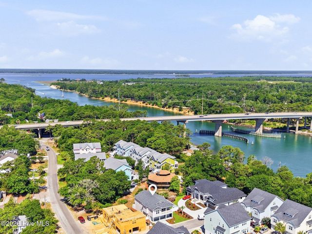 207 Bimini Townes Lane, Carolina Beach, NC 28428