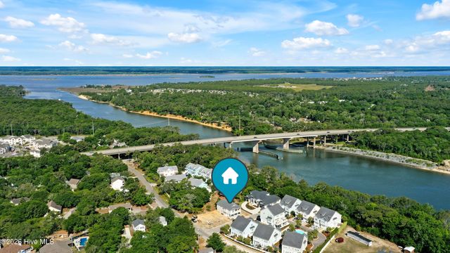 207 Bimini Townes Lane, Carolina Beach, NC 28428