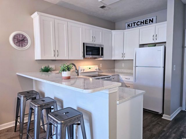 484 River Oaks Dr Apt 62A, Myrtle Beach, SC 29579