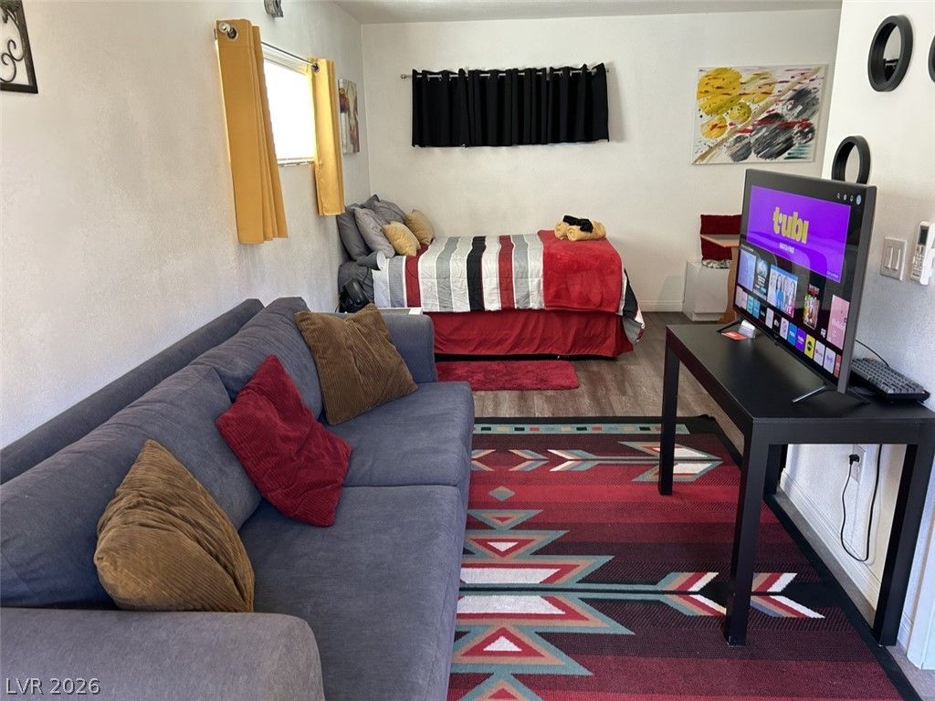 308 South 10th Street B, Las Vegas, NV 89101