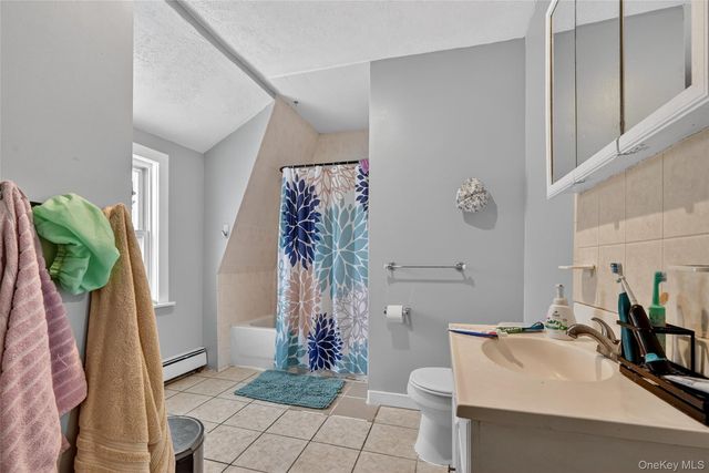 21 Nevins Street, Ellenville, NY 12428