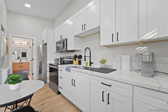3023 E 10Th Street, National City, CA 91950